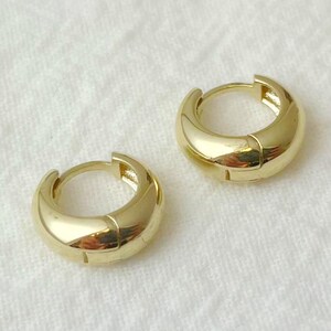 Yellow Gold Chunky Hoop Earrings – 5mm Wide Bold Huggie Hoops, Thick Small Gold Hoops for Women, Classic Everyday Statement Earrings