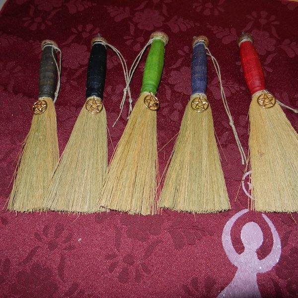 1 Hand Made 7 "  Besom Broom Witch Pagan Wicca Altar Ritual Colors