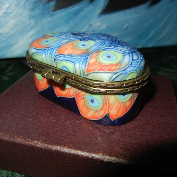 Benaya Peacock Pattern  Heart Shape Ceramic Trinket Box , JP '08