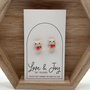 Kitty Cat Plastic Post Earrings for Sensitive Ears | Hypoallergenic Earrings