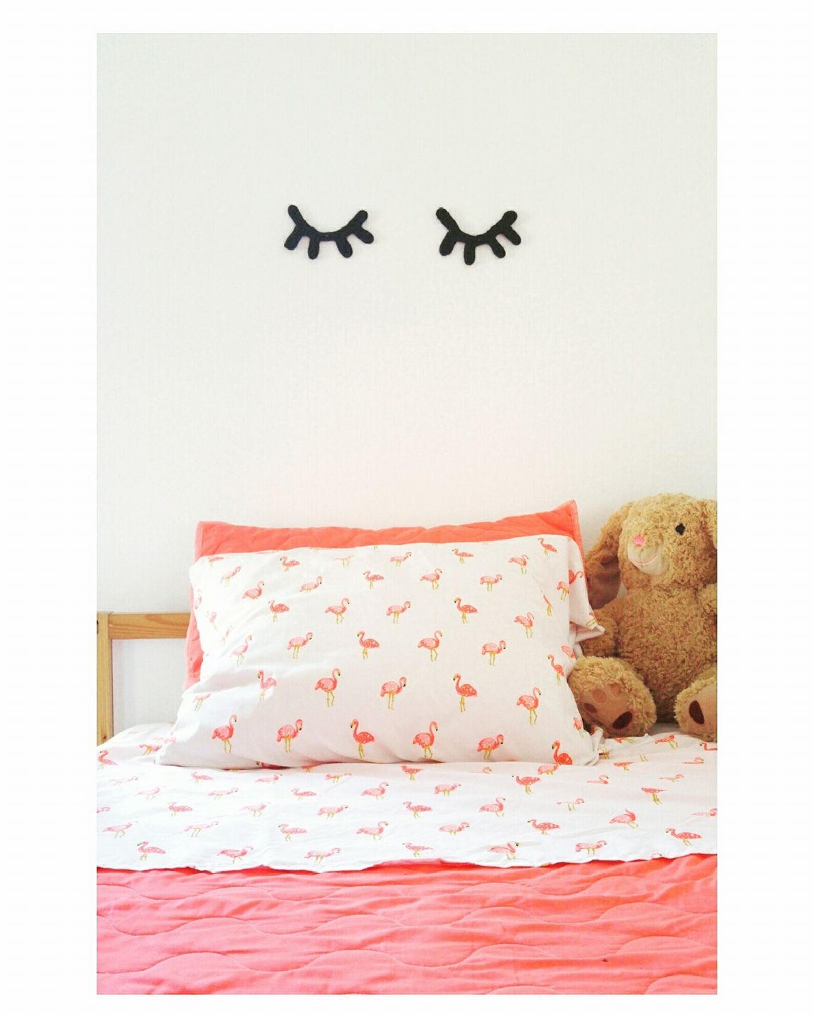 Sleepy Eyes Wall Decor Sleepy Eyes Eyelash Decor Girl Etsy