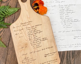 Personalized Handwritten Recipe Maple or Walnut Cutting Board - Custom Engraved Gift