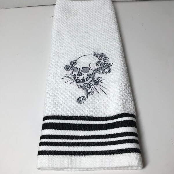 Skull Kitchen Towel, Skull and Crossbones, Pirate Towel, Kitchen Dish Towel, Skull Dish Towel