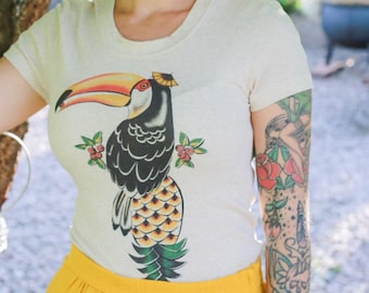 Toucan Samantha Fitted T-shirt size S, M, L,XL,2XL,3XL Heather beige/Ivory Vintage inspired by Mischief Made