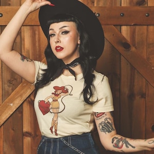 Heart Bandit  Fitted Graphic T-shirt in Ivory size S,M,L,XL,2XL,3XL  / Vintage inspired By MISCHIEF MADE western pinup