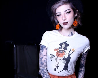 Boo Kitty Fitted Graphic T-shirt in Ivory size S,M,L,XL,2XL,3XL vintage Halloween inspired by Mischief Made witch