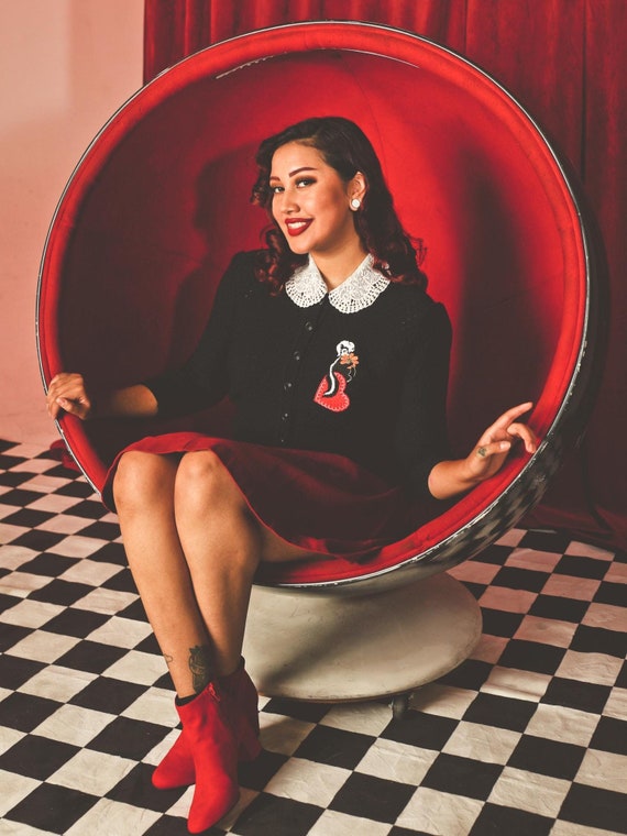 Little Stinker Cropped Cardigan in Black Size S,M,L,XL,2XL, 3XL, 4XL Sweater / Vintage Inspired by MISCHIEF MADE Skunk