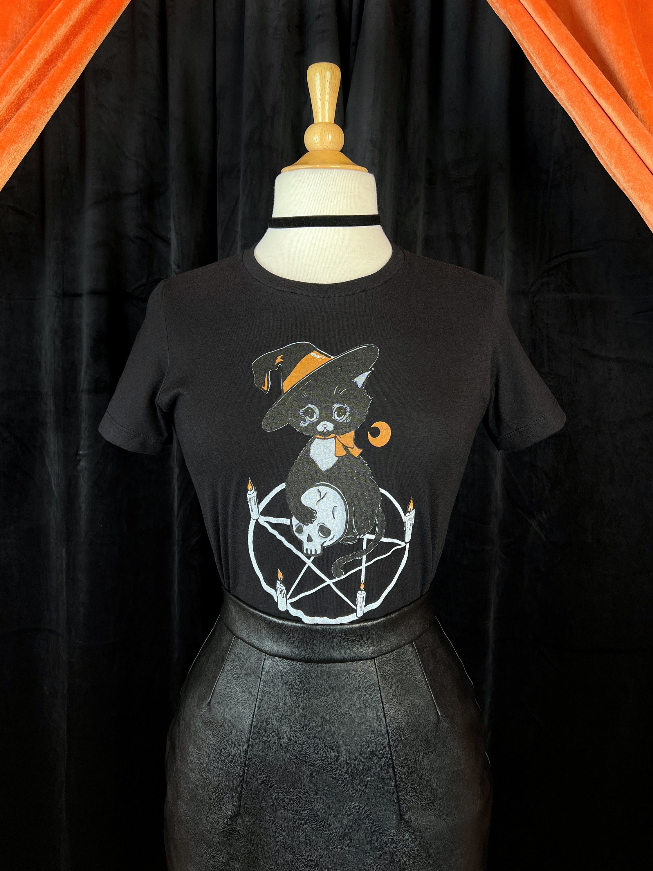 Black cat magic T-shirt – LT Grafix