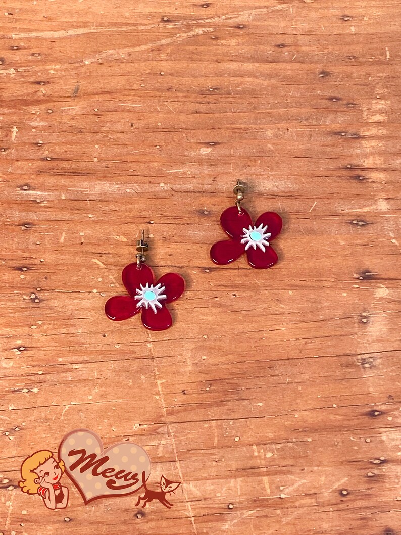 Red Flower Earrings vintage style handmade by\u00a0Mew