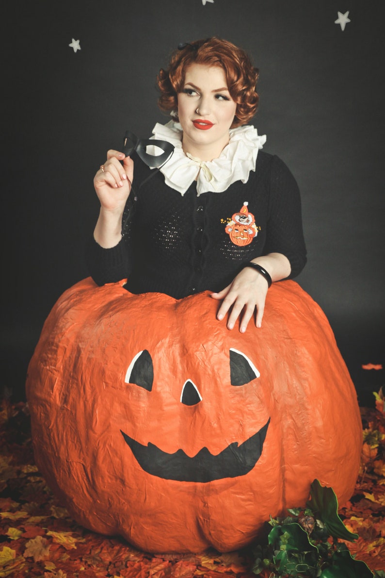 Hallow's Eve Pierrot Cropped Cardigan in Black size S,M,L,XL, Sweater Vintage inspired By MISCHIEF MADE image 3