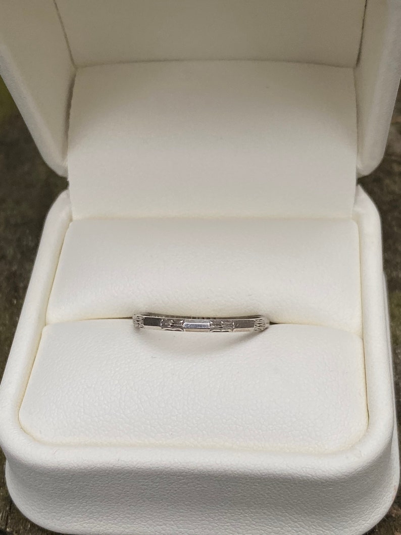 Platinum Wedding Band Size 7.5