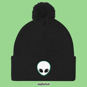 Alien Head Pom Pom Knit Cap, Alien Beanie, Pastel Goth Cute Winter Hat, Kawaii Space Grunge Green Detail