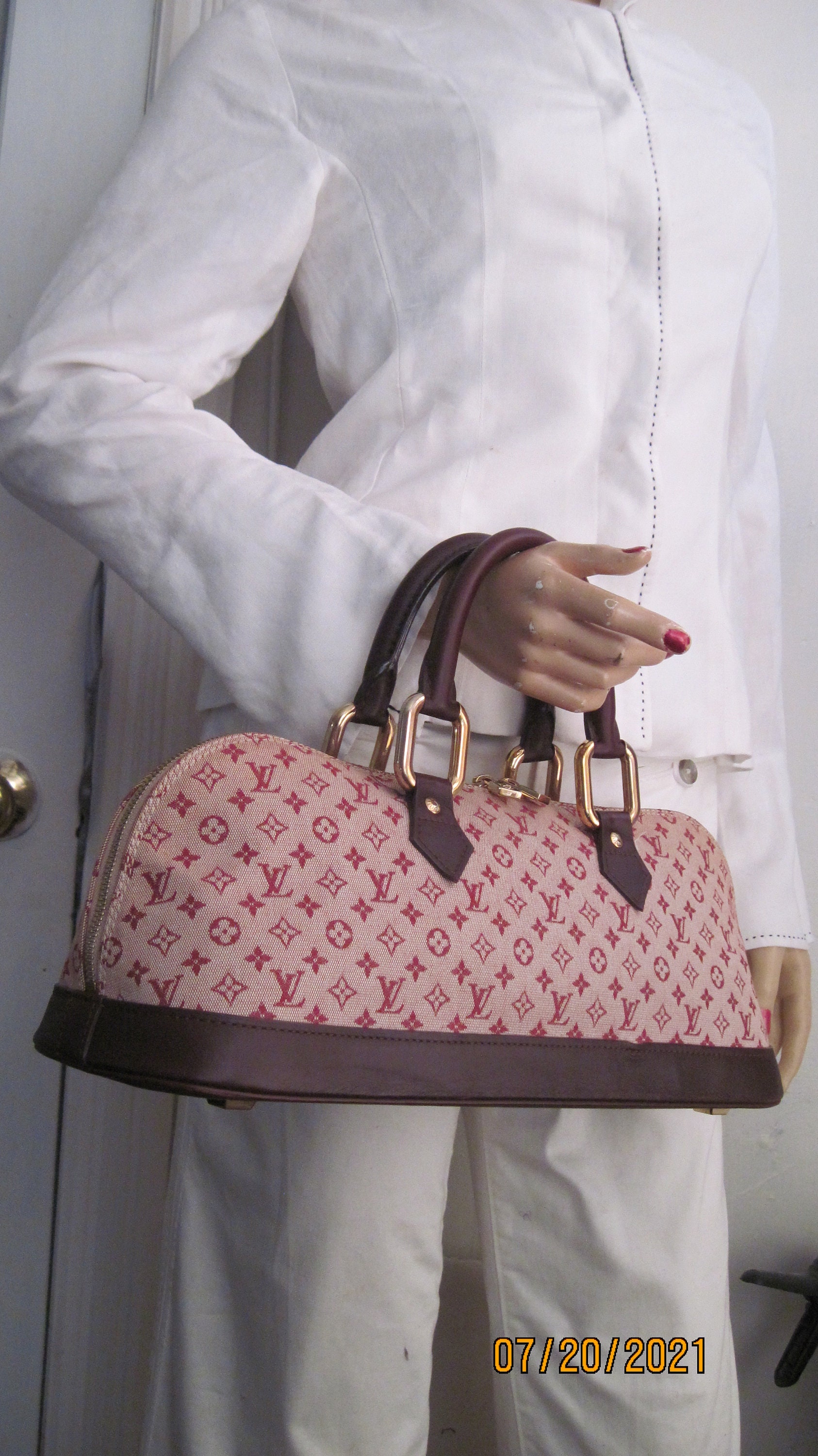 Authentic Louis Vuitton Alma Lin Cerise Horizontal Long Pink 