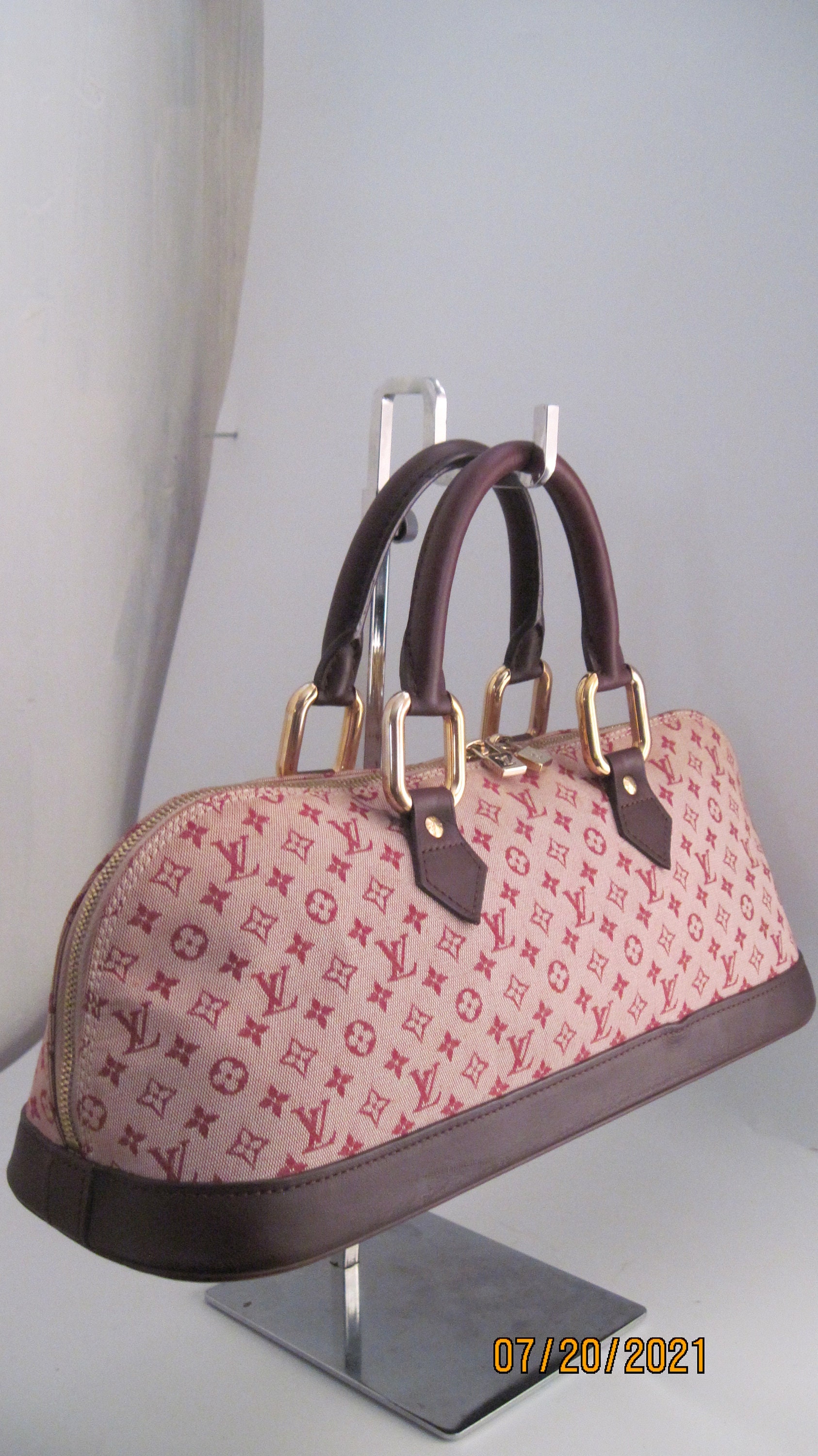 Buy Authentic Louis Vuitton Alma Lin Cerise Horizontal Long Pink Online in  India 