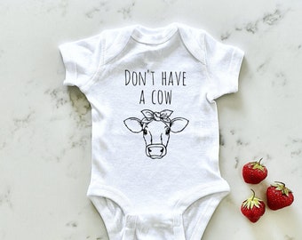 Girl’s Cow Onesies, Cadeau de bébé d’animal de ferme, Annonce de grossesse rustique, N’ayez pas de vache