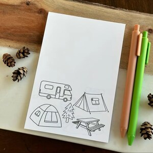 Notatnik z motywem kempingowym, notatki Doodle, kolorowanki dla dorosłych, akcesoria biurowe, narzędzie ADHD, prezent dla miłośnika przyrody