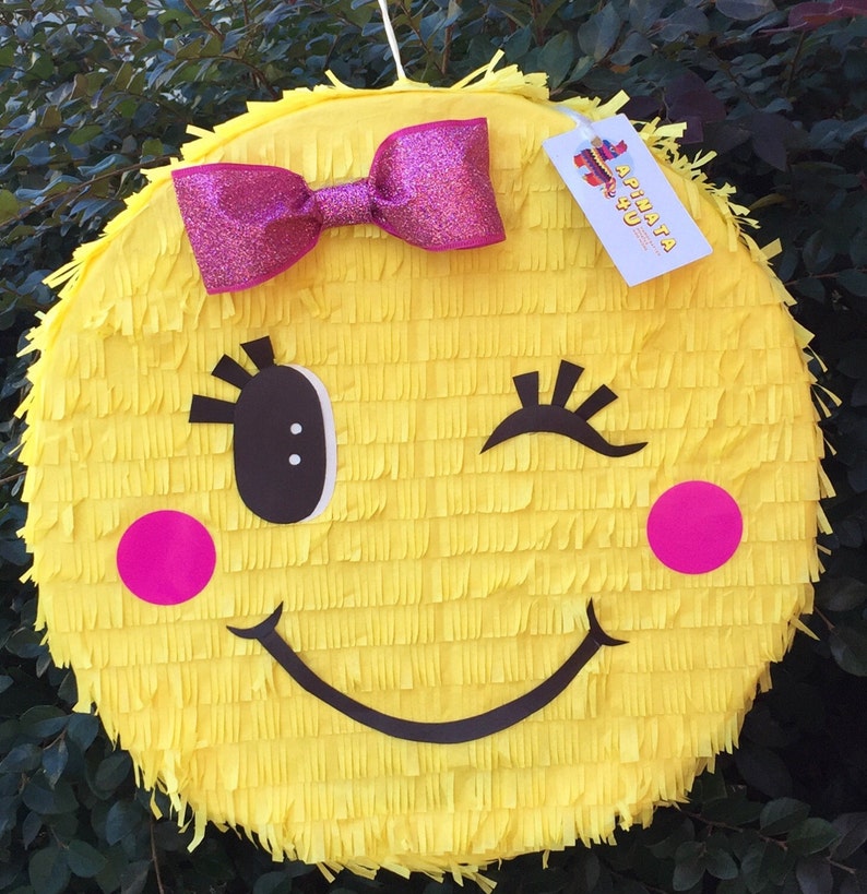 Sale Pink Bow Emoticon Pinata image 0