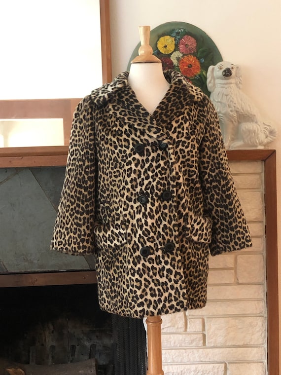 Double-breasted leopard coat “Somali” by Sportowne