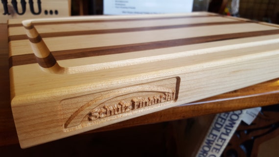 Personalized Cutting Board made of Walnut and Hard Maple