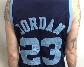 Vintage Michael Jordan UNC Basketball Trikot: 90s Hardwood Legends (Größe XL+)