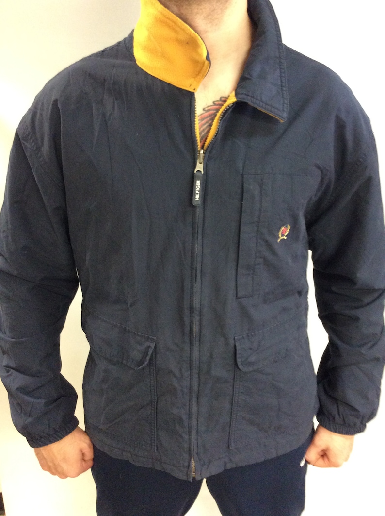 Vintage 90/'s Tommy Hilfiger Navy Blue /& Yellow Reversible Fleece and Nylon Sailing Gear Jacket Size XXL