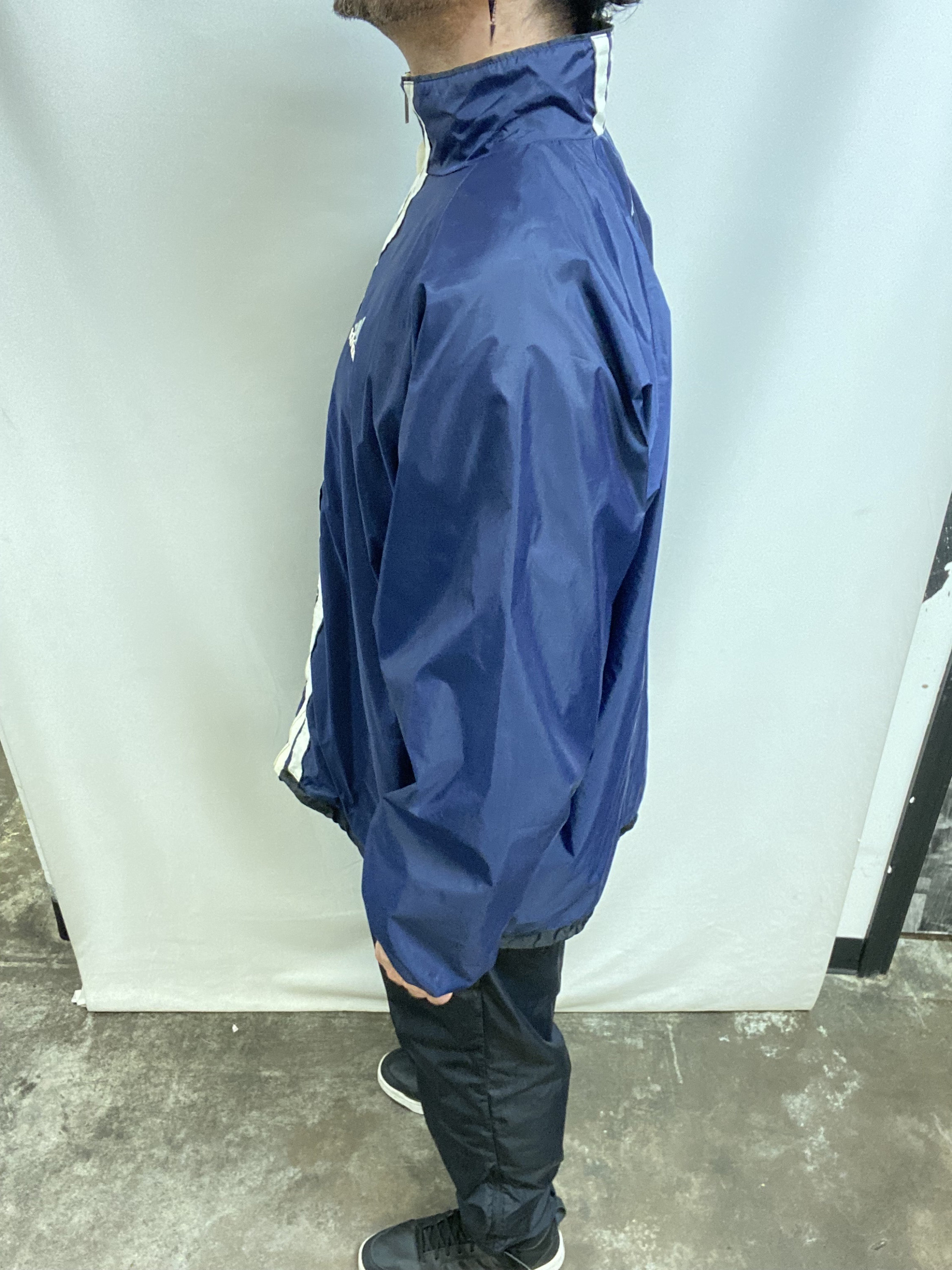 オリジナルadidas ストライプウィンドブレーカー 青　90年代 オリジナルadidas ストライプウィンドブレーカー 青 90年代 楽天