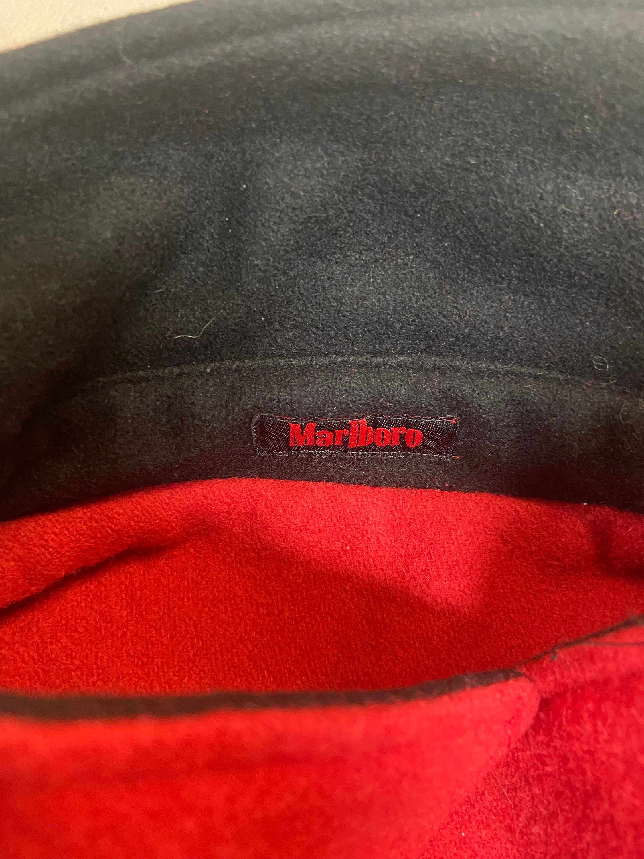 Veste Polaire Vintage Marlboro – Fermeture éclair Complète – Rouge/Noir – Taille XXL