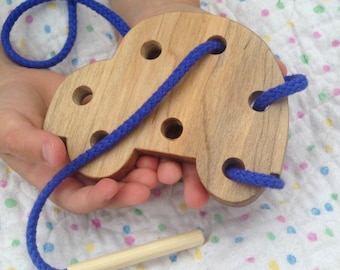 Wood Car Lacing Toy, Gifts for Children, Montessori Toddler, Waldorf Toy, Birthday Favors, Calm Corner, Fine Motor Skills, Wooden Car Toy