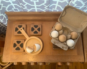 Wooden Eggs, Play Kitchen Food, Hollow Eggs, Wood Toys, Fillable Eggs, Wood Play Kitchen Toys, Spring Decor, Easter Eggs