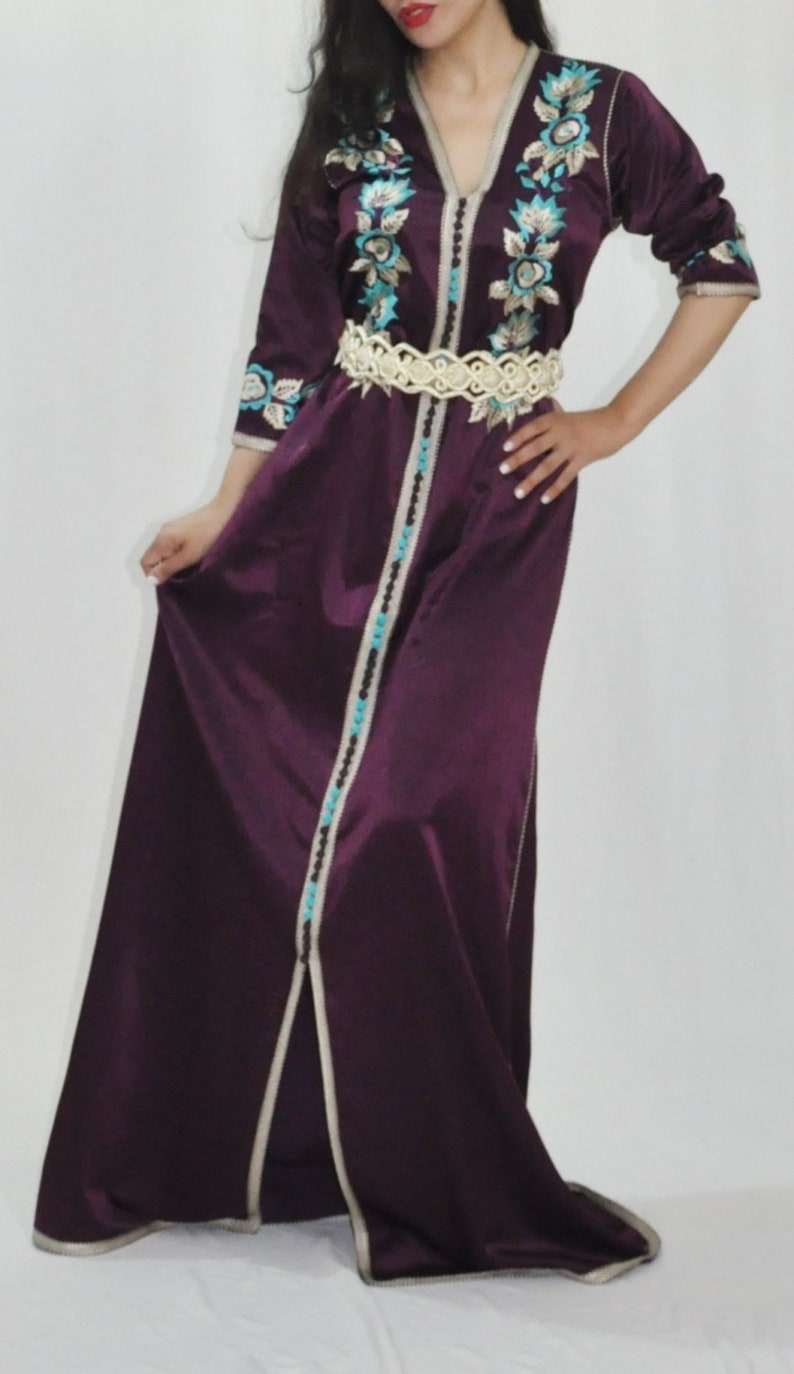 Caftan Kaftan Satin Moroccan Dress Gown Embroidery Fancy Wedding w//Belt Magenta