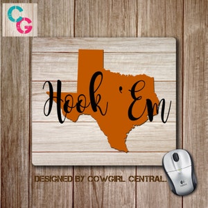 Texas Longhorn Mouse pad on Plank Background, Hook Em Horns Mouse pad, Cute Mouse Pad, Cute Desk Accessory, UT Longhorns decor