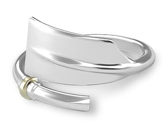 Rowing Cleaver Oar Ring | Rowing Jewelry as Rowing Gifts | Shop for Cleaver Oar Jewelry and Sports Jewelry