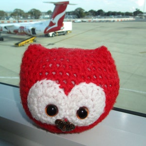 Compañero de búho de crochet