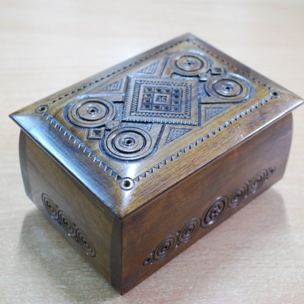 Wooden box Wooden jewerly box  Carved casket  Wedding gift women  Wood carving  Idea for gift women