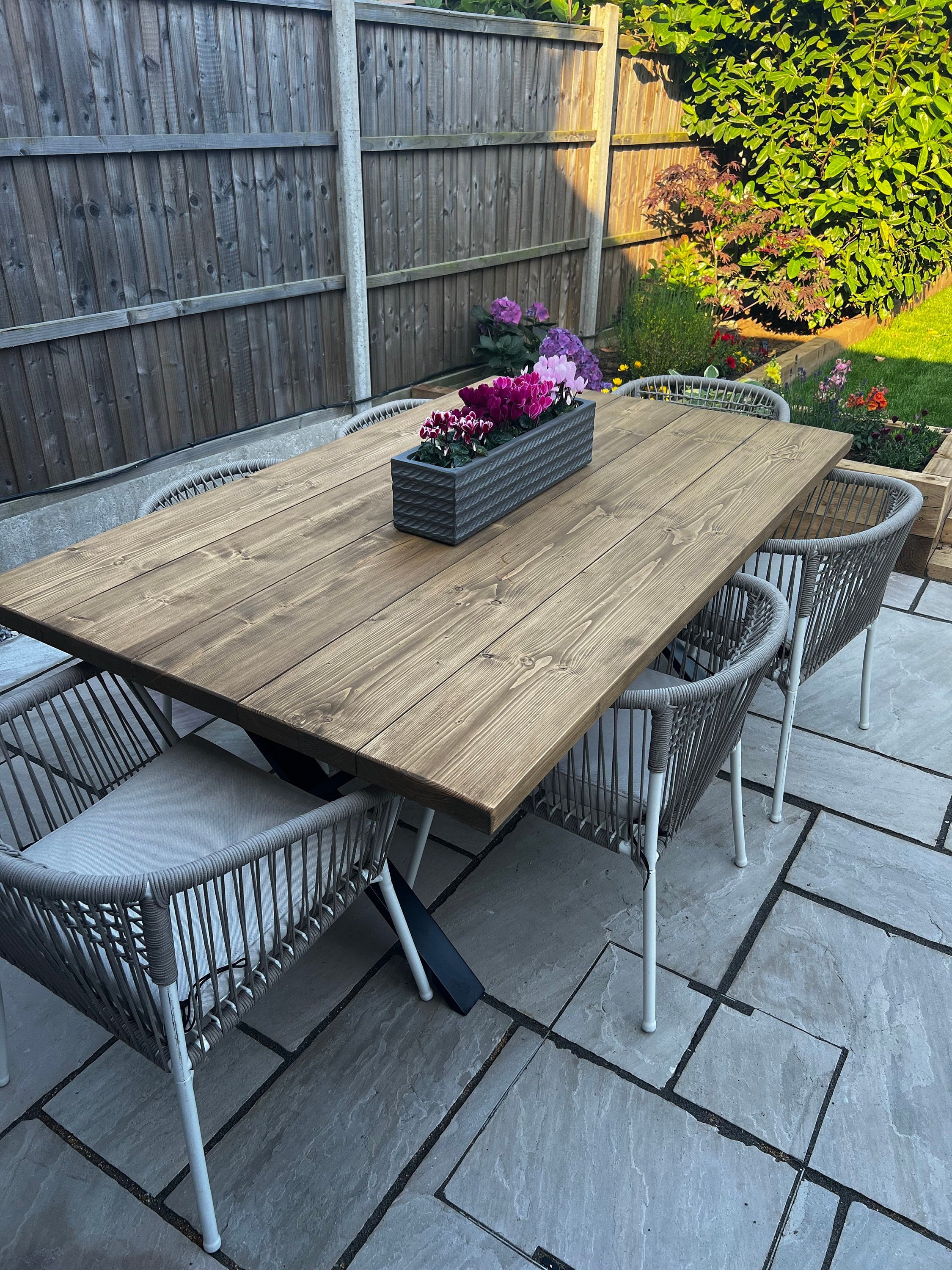 Outdoor rustic table discount