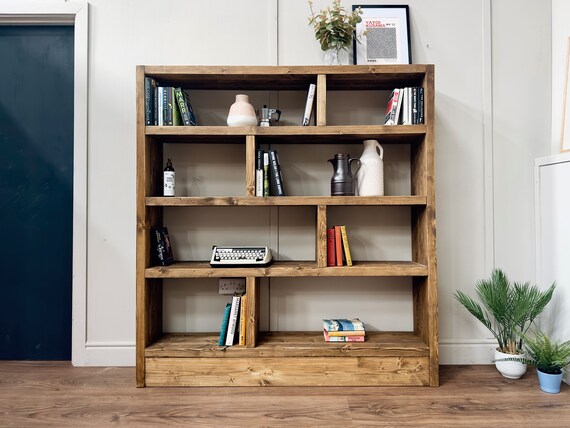 Rustic Wooden Bookcase: Solid Scaffold Timber Industrial Shelf
