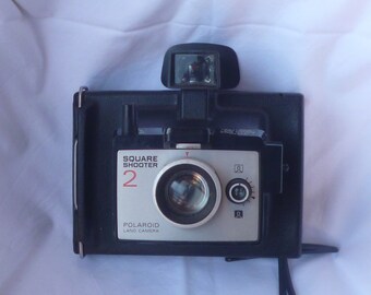 square shooter 2 polaroid land camera worth
