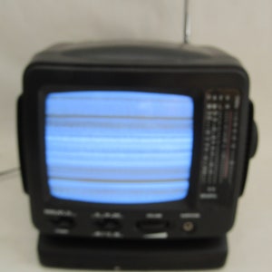 Tv Radio, Vintage Portable Tv Radio, Small Tv, Vintage Tv, Tv for ...