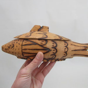 vintage handmade box , wooden fish, Folk decorative, balkan folk art, wooden box, fish box, fish art, fish wooden container, box with lid