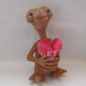 Universal Studios, E.T., Holding Heart, Stuffed Plush Doll, Movie 1982, nursery decor boy girl, for collection, E.T. toy, Extra Terrestrial