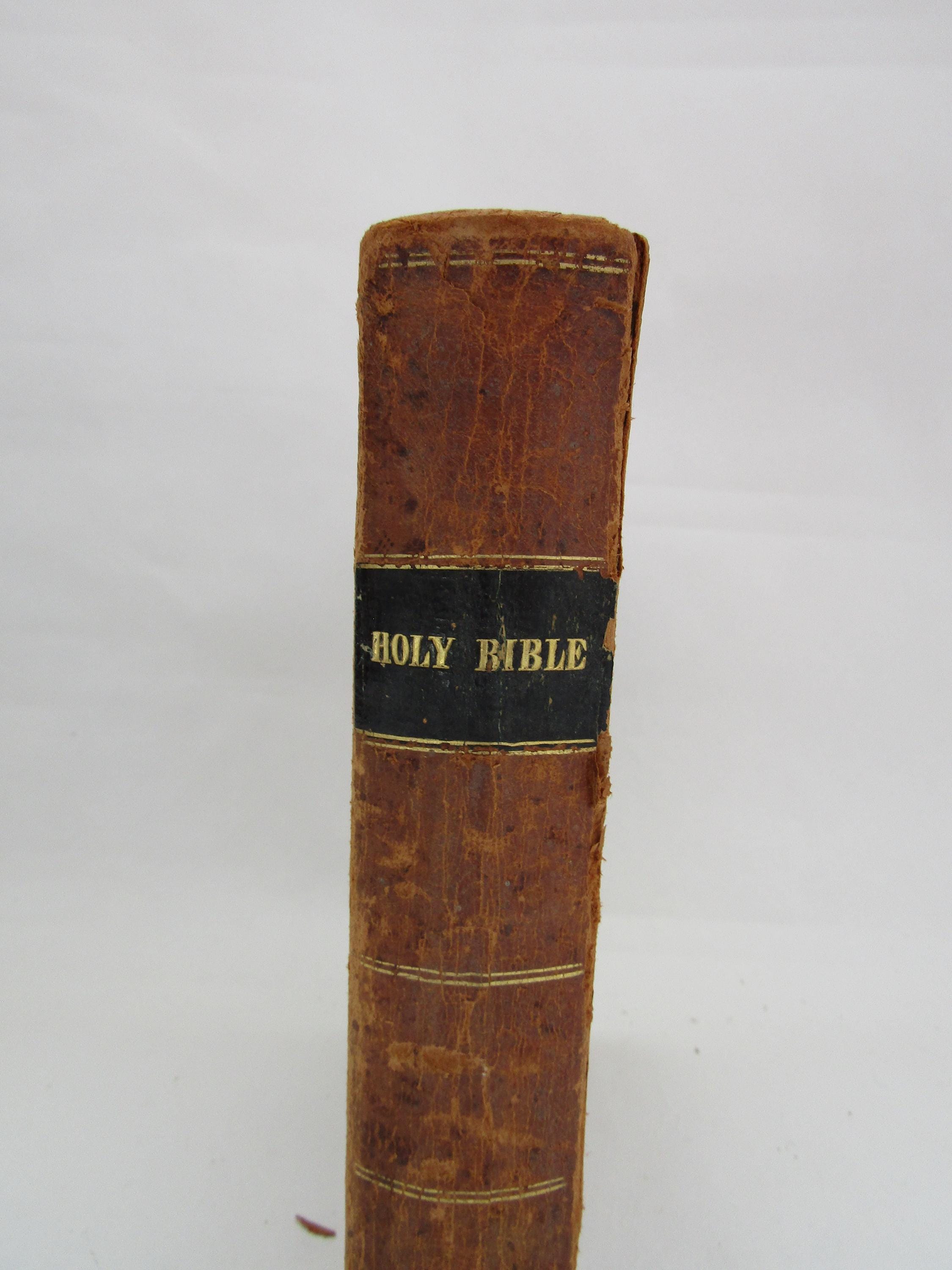 ビンテージ　HOLY BIBLE 聖書　2冊セット ビンテージ HOLY BIBLE 聖書 2冊セット ビンテージ HOLY BIBLE