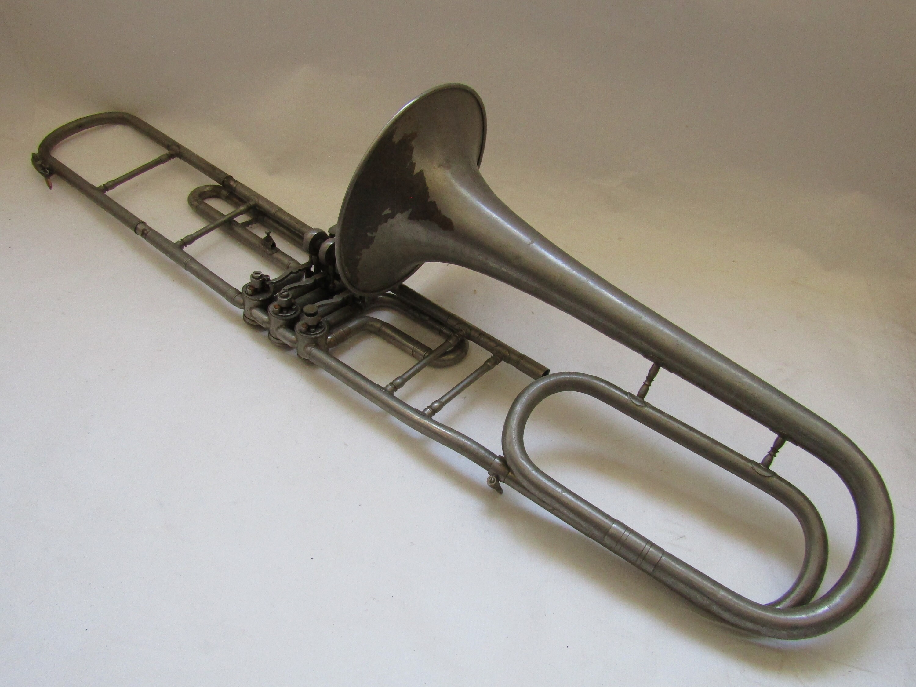 Olds Flugelhorn for sale Only 2 left at 75