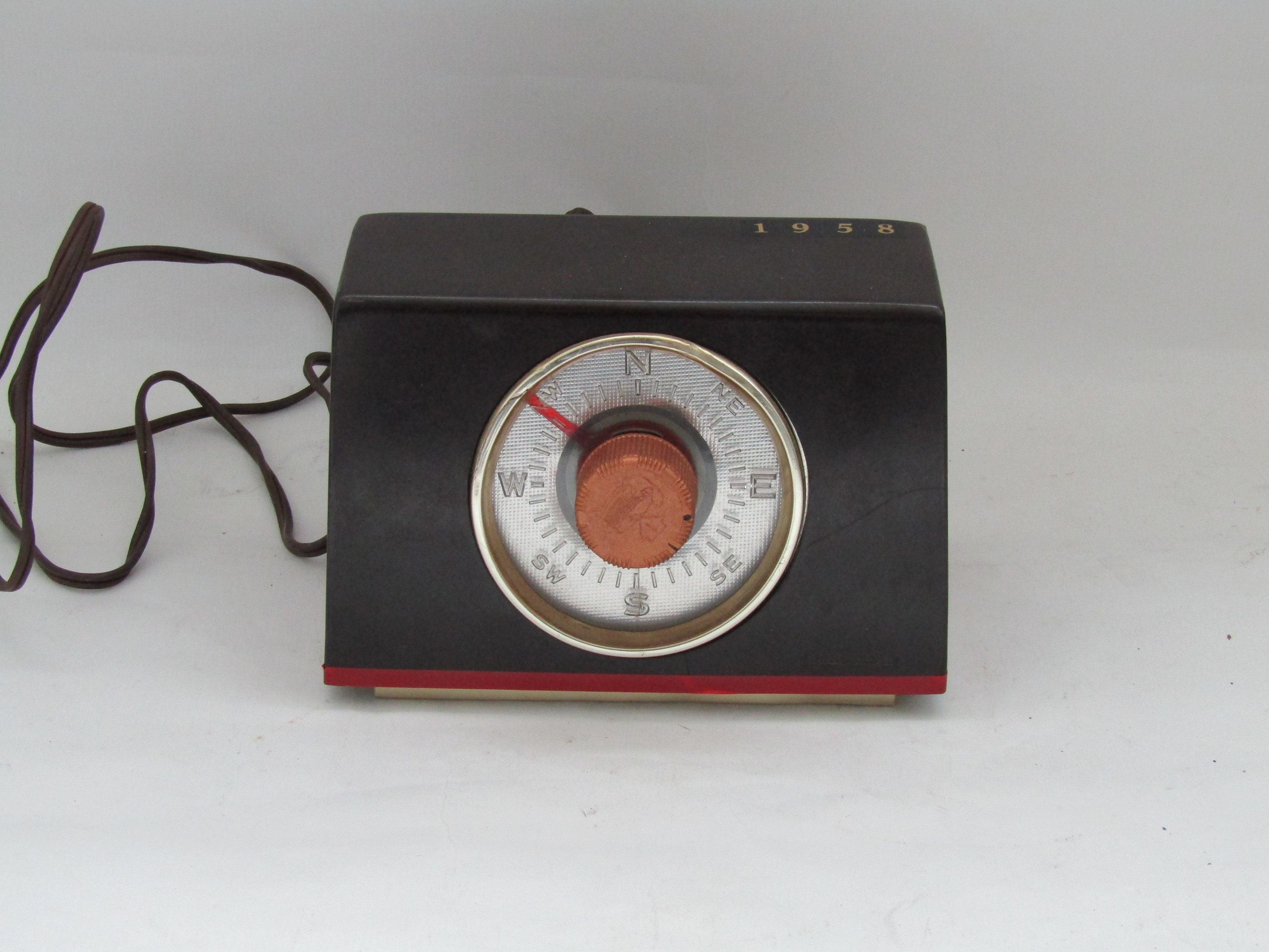 Mid Century Antenna Rotator Control Box, antenna rotator control box, for TV, antenna TV, Alliance antenna rotator control box, working