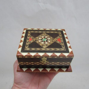 Middle Eastern jewelry Box Handmade Marquetry Box, middle eastern Wooden Box, Vintage Ring Box, Vintage wooden box, Exotic box, Gift for her