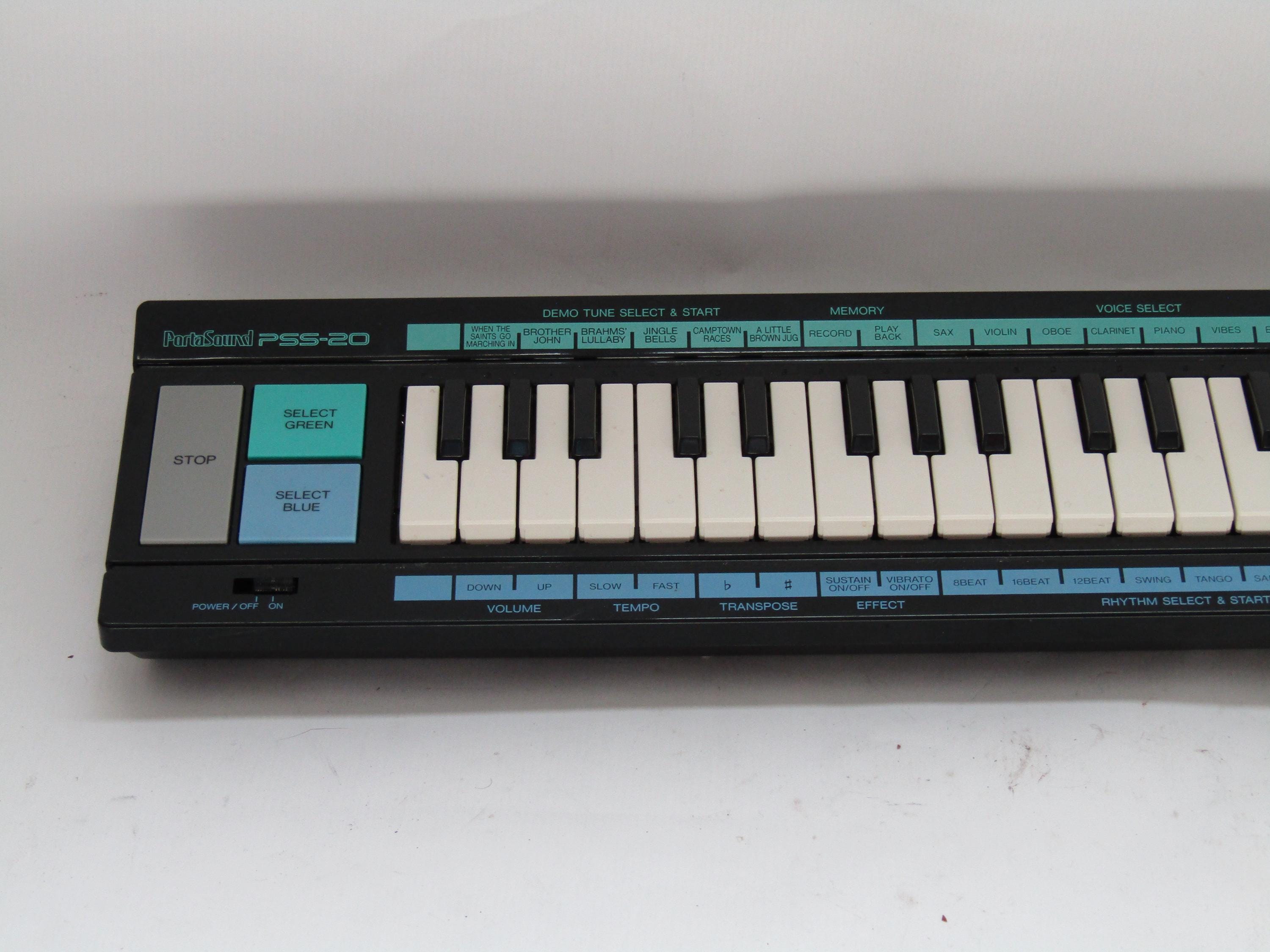 YAMAHA PSS-20 キーボード 未使用品　動作確認済　昭和レトロ Yamaha PSS-20☆レッド☆レトロミニシンセサイザー☆1989年頃