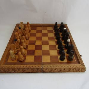 chess set with board - vintage chess set with board - wooden chess set with board - chess set with pieces - for country house