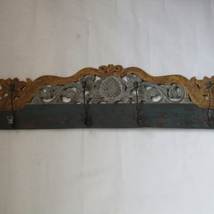 vintage wooden wall mounted coat rack, wall mounted coat rack, wall hanging coat rack, Rustic wall hanging coat rack, very  wall coat rack
