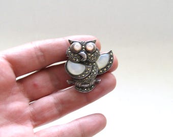 Vintage Sterling Silver Owl Brooch Pin: Art Deco Mother of Pearl