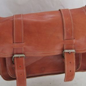 sac à main en cuir vintage, sac à bandoulière en cuir baie, sac en cuir, sac en cuir marron, sac à outils ancien, sac à bandoulière unisexe, sac hippie, sac de vagabond