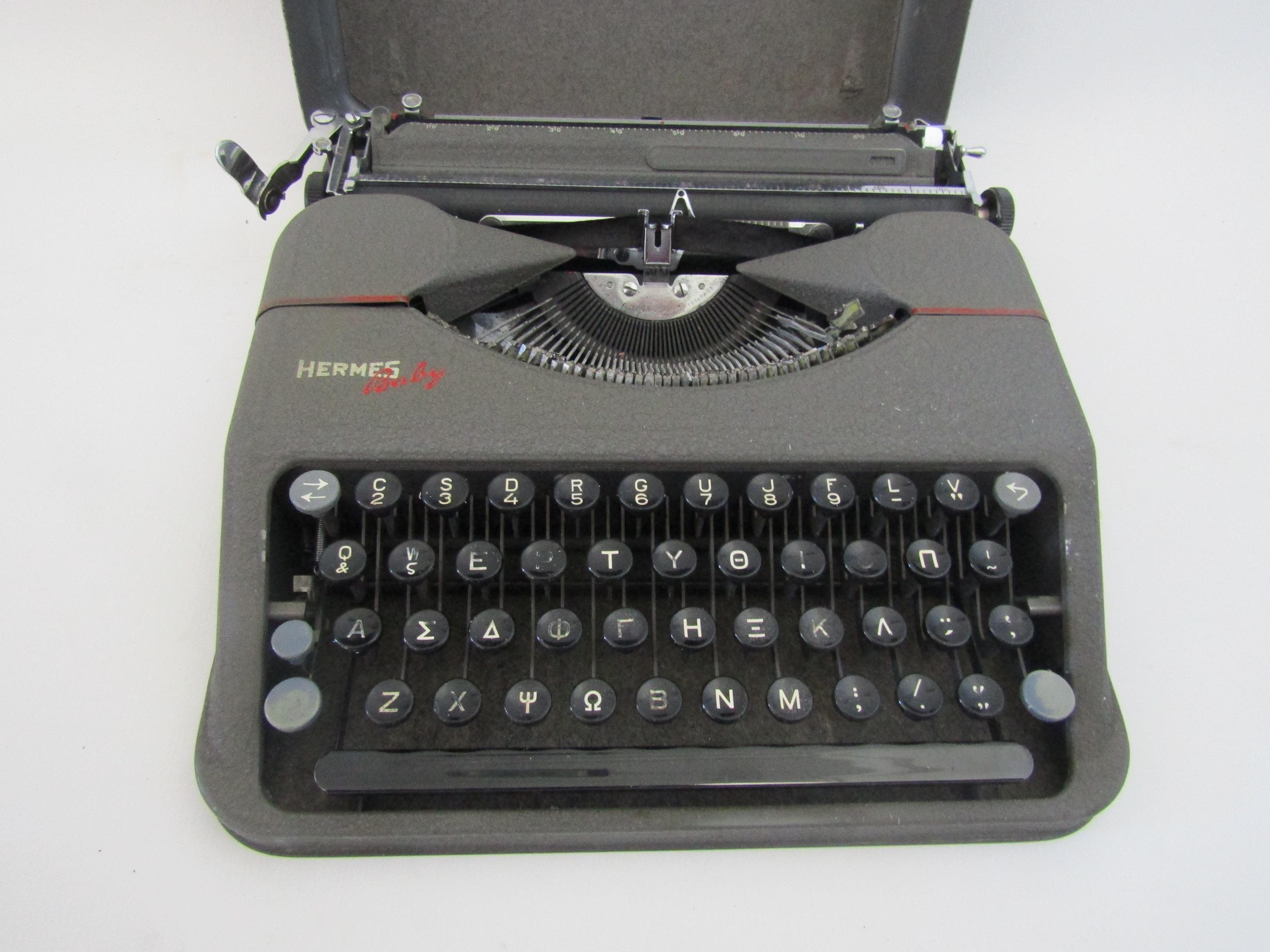 完動品　HERMES baby タイプライター　ドイツ調にカスタムカラ― 完動品 HERMES baby タイプライター ドイツ調にカスタムカラ― Hermes